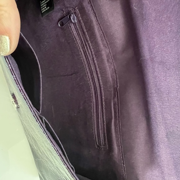 Vintage Deep Purple “Mock Croc” Clutch - Picture 6 of 11